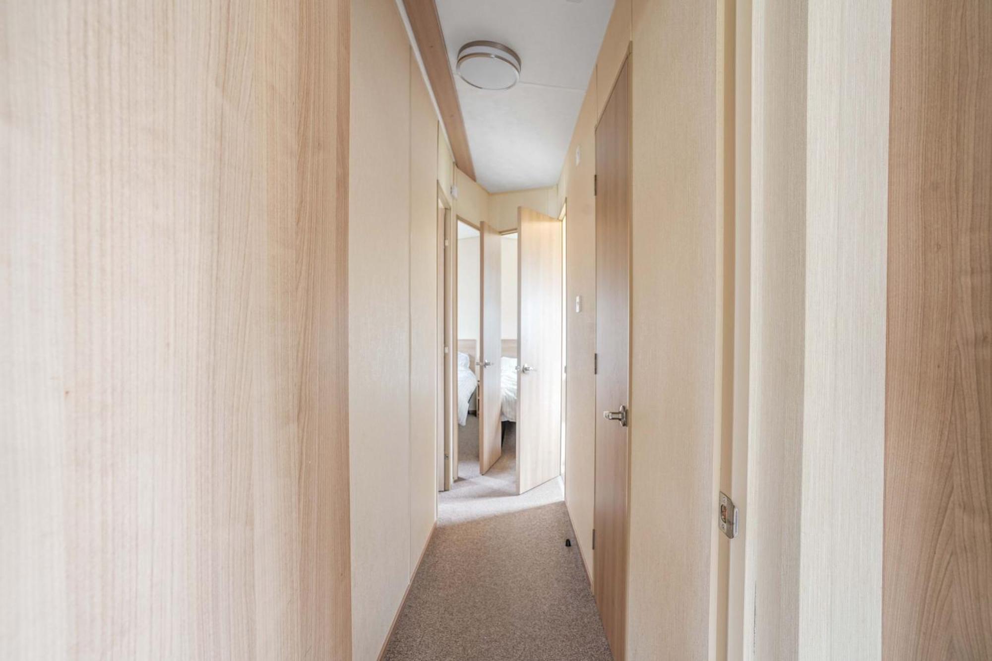 Sunscape Lodge Corton  Екстериор снимка